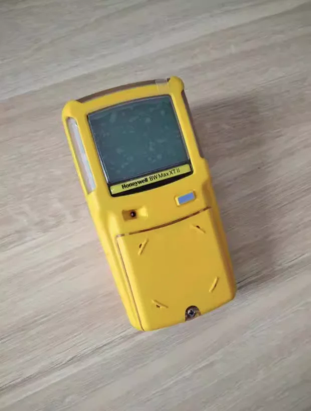 كاشف الغاز GasalertMax-BW Max XT II