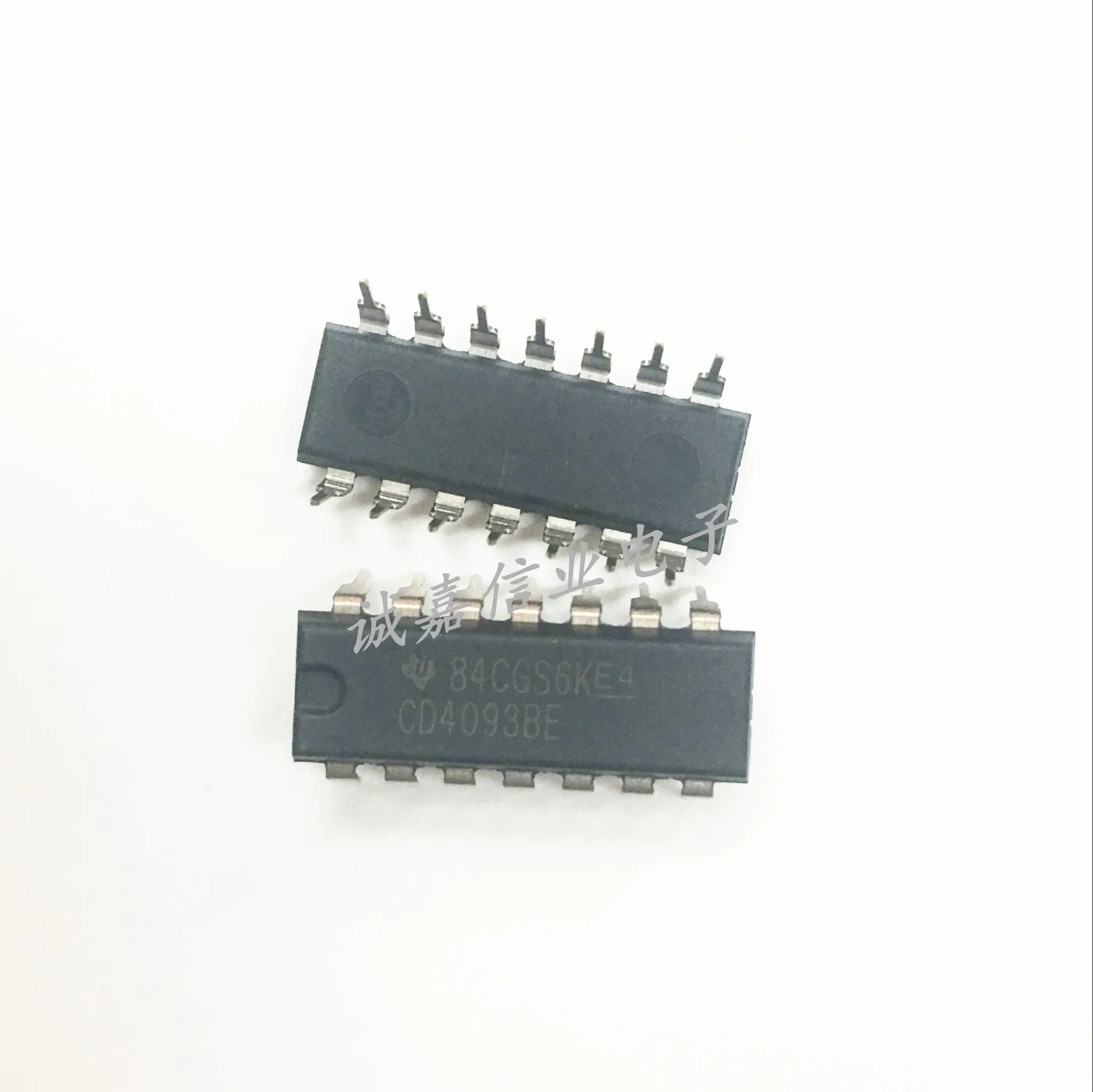 10pcs/Lot CD4093BE DIP-14 NAND Gate 4-Element 2-IN CMOS 14-Pin Operating Temperature Range:	- 55 C to + 125 C