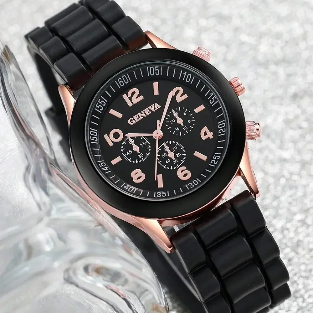Black and White Rubber Straps Circular Dial Quartz Watch Combination Bracelets Suitable for Daily Life