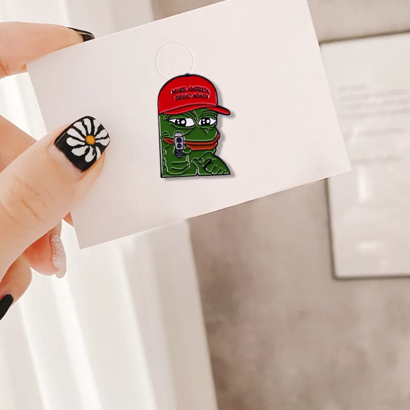 Hard Enamel Fun Green Pepe Frog Meme Aniaml Pin Pyramid Thinking Drink Animal Cartoon Brooch Hat Badge Keychain Gift for Friends