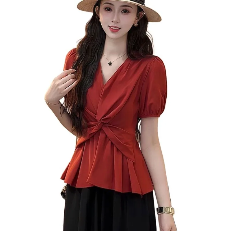 

Slimming Irregular Top That Is Fashionable This Is A New Summer Women's Dress Pure and Elegant Twist V-neck Short-sleeved Shirt