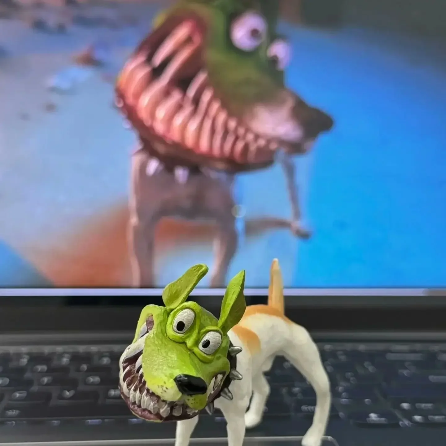 HOT 7cm The Mask Dog Action Figures Statue Anime Figure The Mask Model Figurine Decor Ornaments Holiday Children Gifts Toys