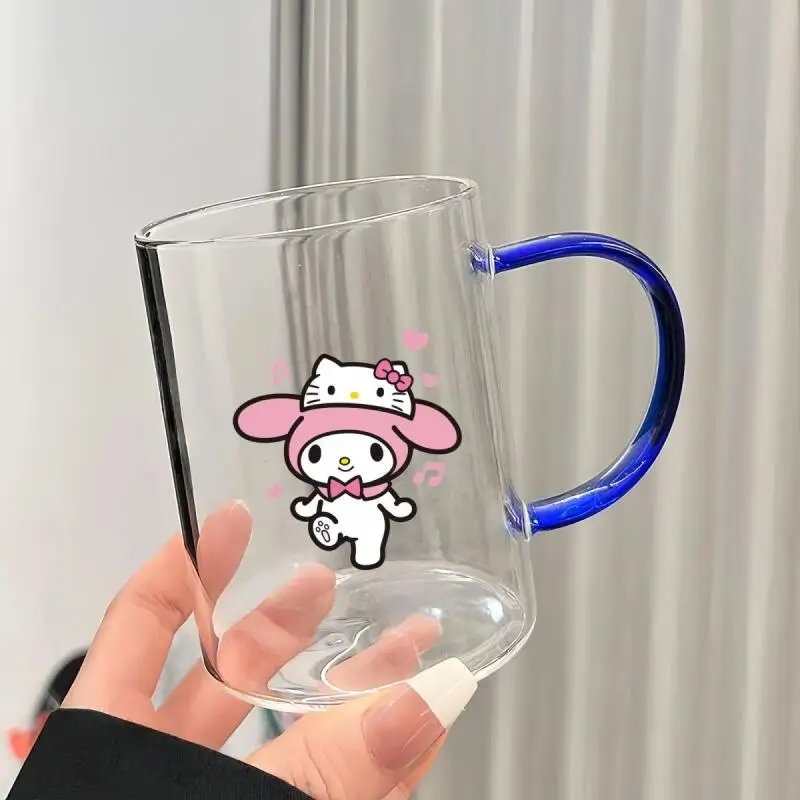 Sanrio пивные очки мультфильм Hello Kitty стеклянные чашки с ручкой бытовые пивные прямые чашки кухня девушка милые портативные редкие кружки Sanrio пивные очки мультфильм Hello Kitty стеклянные чашки с ручкой бытовые пивные прямые чашки кухня девушка милые портативные редкие кружки