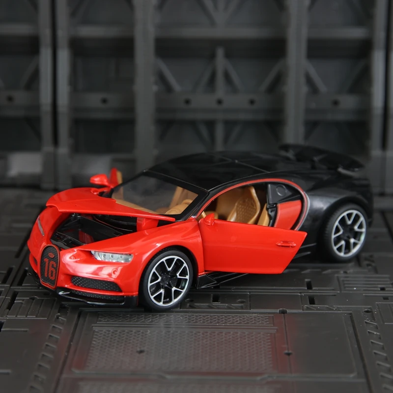 1:32 Bugatti Chiron modelo de coche de aleación puertas de supercoche y capó de motor, el maletero se puede abrir tiene funciones de sonido y iluminación