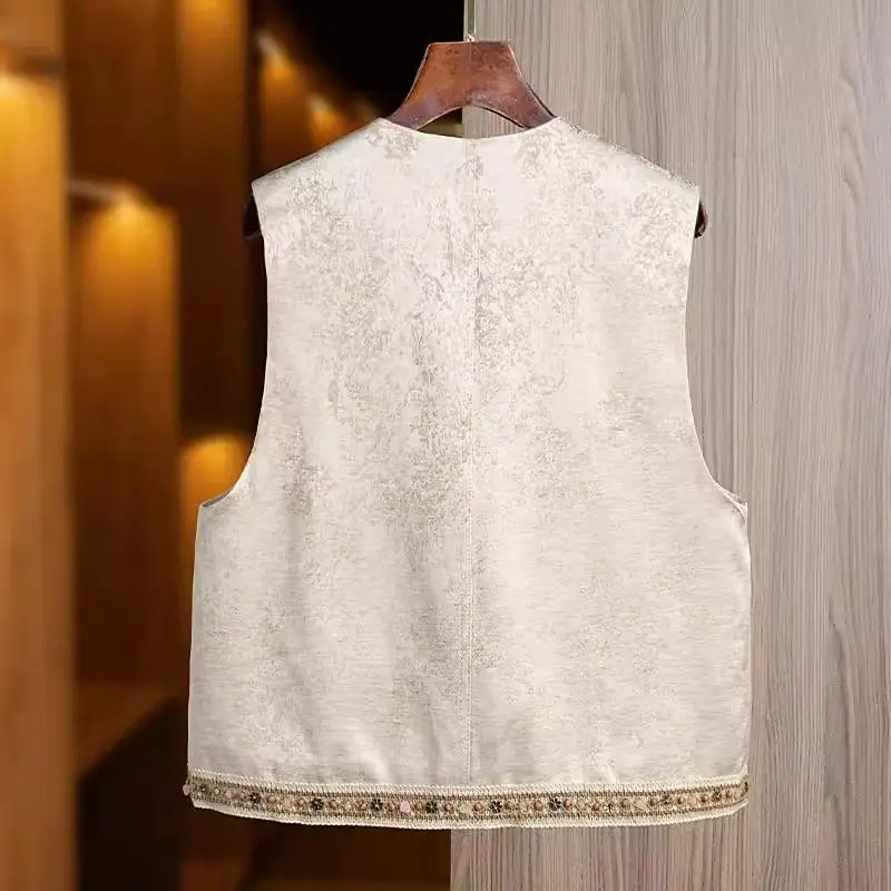 سترة جاكار من الحرير الساتان برقبة دائرية مطرزة على الموضة الصينية التقليدية الجديدة ملابس خارجية بدون أكمام