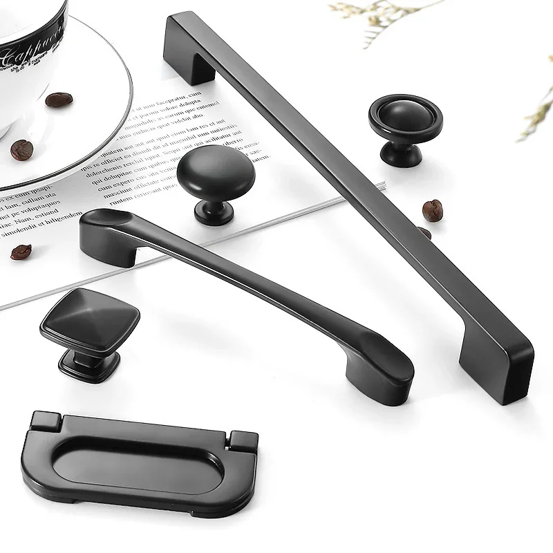 مقبض ممتد بفتحة واحدة سوداء على الطراز الأمريكي، مقبض باب خزانة ملابس بسيط وحديث، أجهزة أثاث للدرج