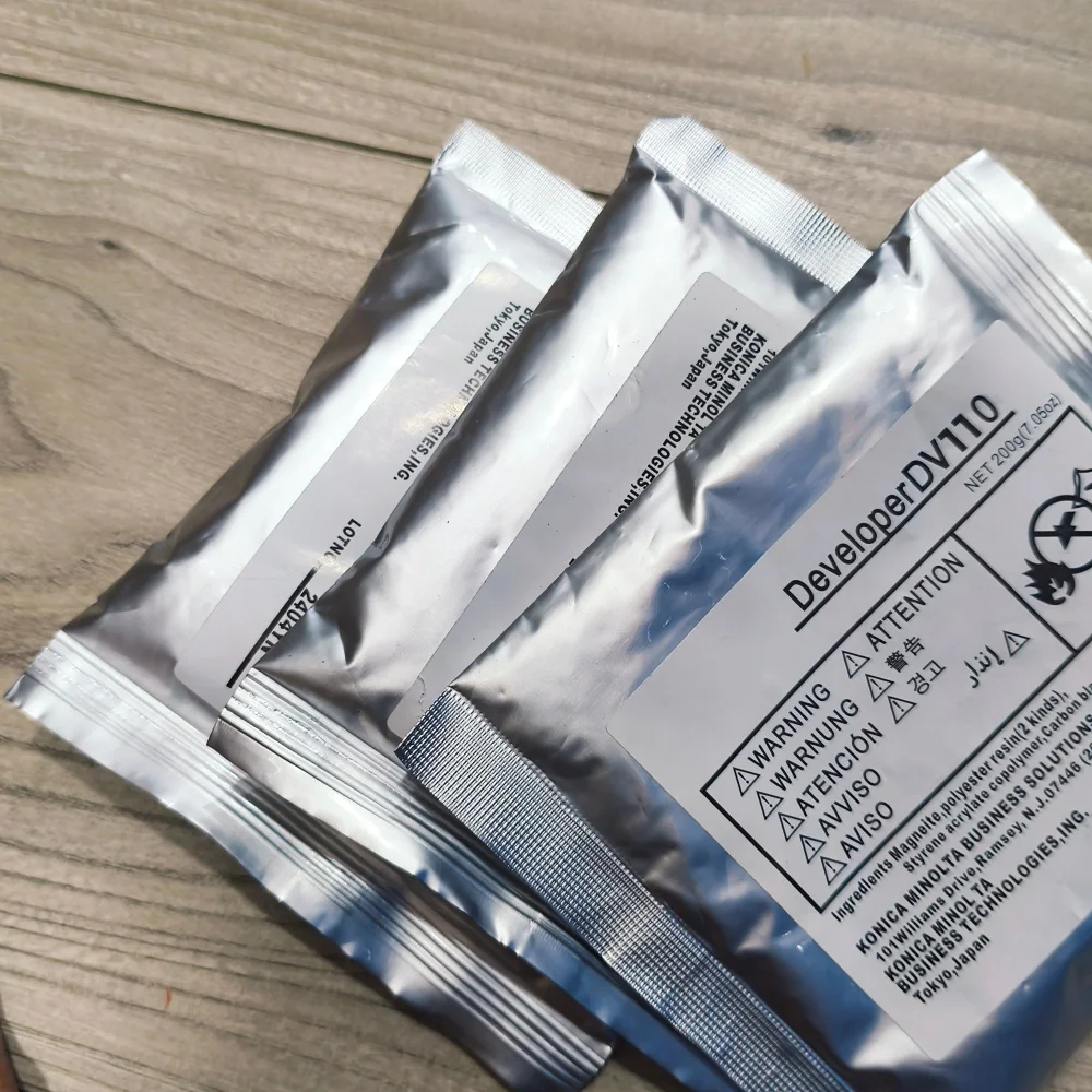 

1PC New compatible DV110 Developer for Konica Minolta Bh162 Bh180 Bh210 di152 di183 di250 di3510 7118 200g/bag Black Developer