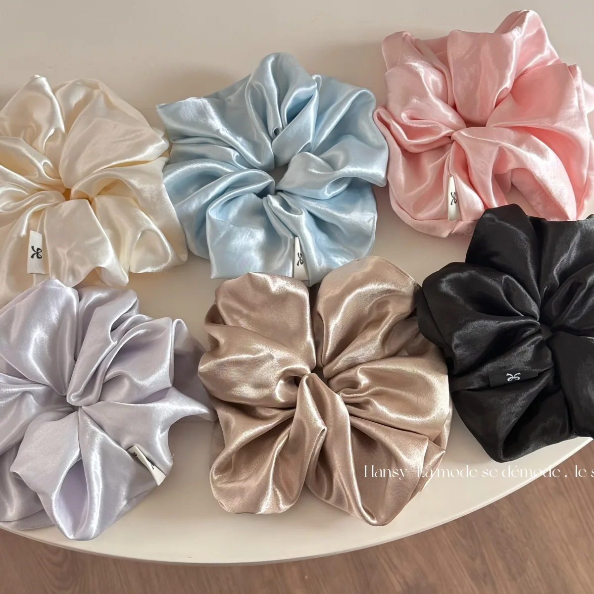 

New Fashion Hair Band Solid Color Korean Cream Glossy Satin Hair Bands Women's High And Low Ponytail Hair Band Headdress