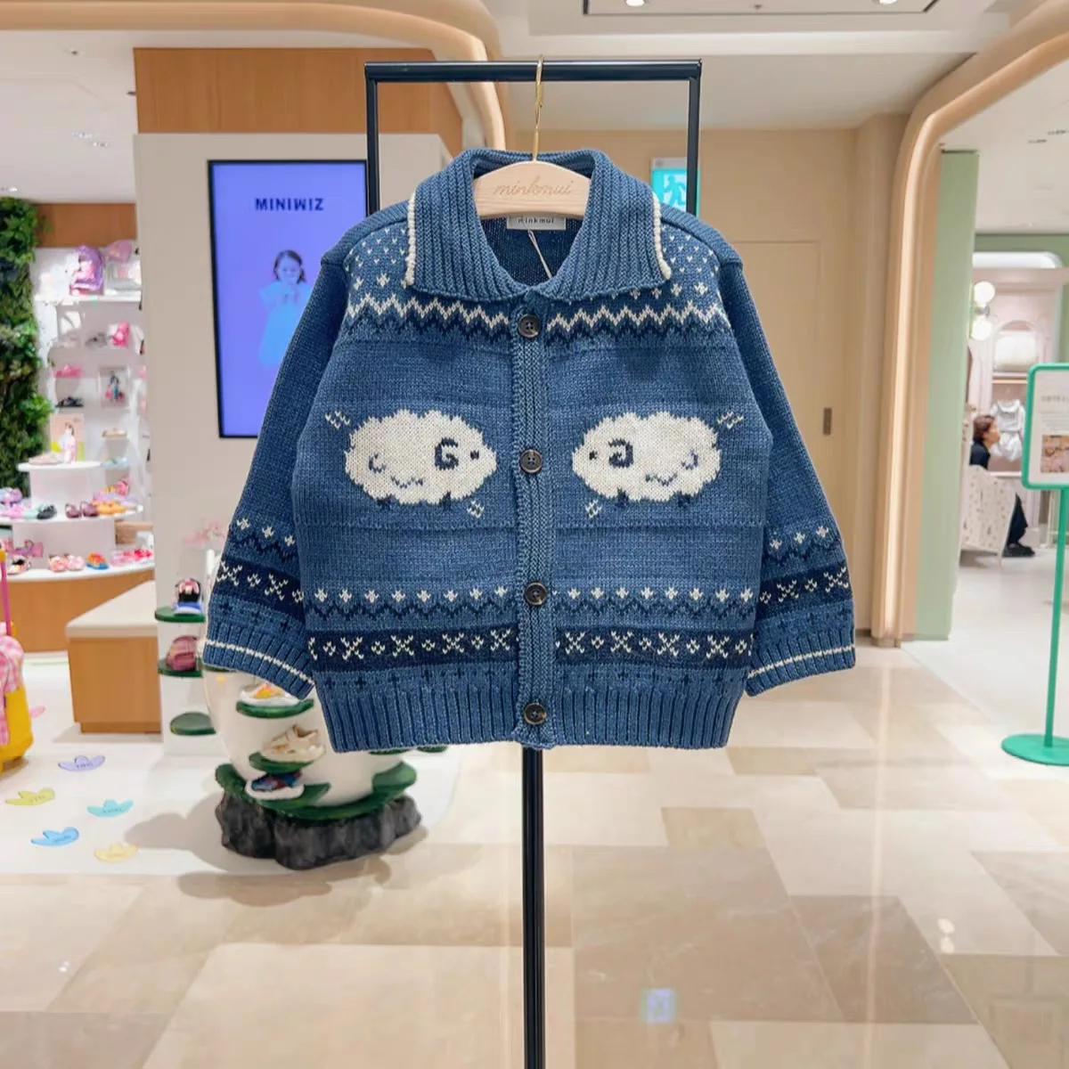 

Детские свитера 2026, весенние новые поступления, модные вязаные кардиганы с героями мультфильмов для мальчиков и девочек, удобные хлопковые детские шерстяные свитера