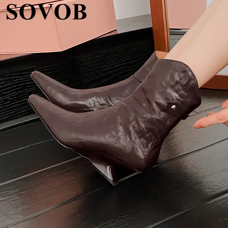 

New Spring Autumn Genuine Leather Pleated Design Retro Short Boots Women Simple Wedges Pointed Toe Western Cowboy Boots 2024