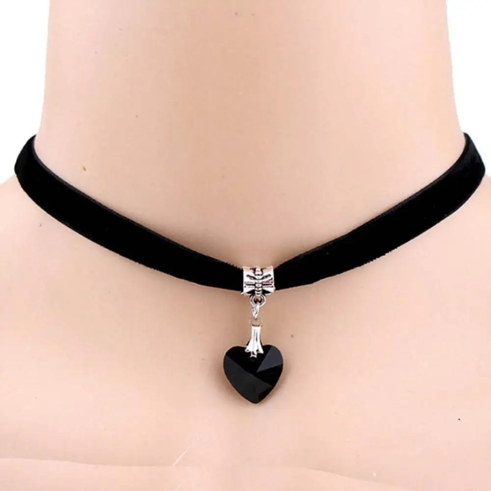 Women Gothic Heart Rhinestone Pendant Velvet Choker Short Necklace Jewelry Gift Pendant Necklace Charm Gifts Girlfriends