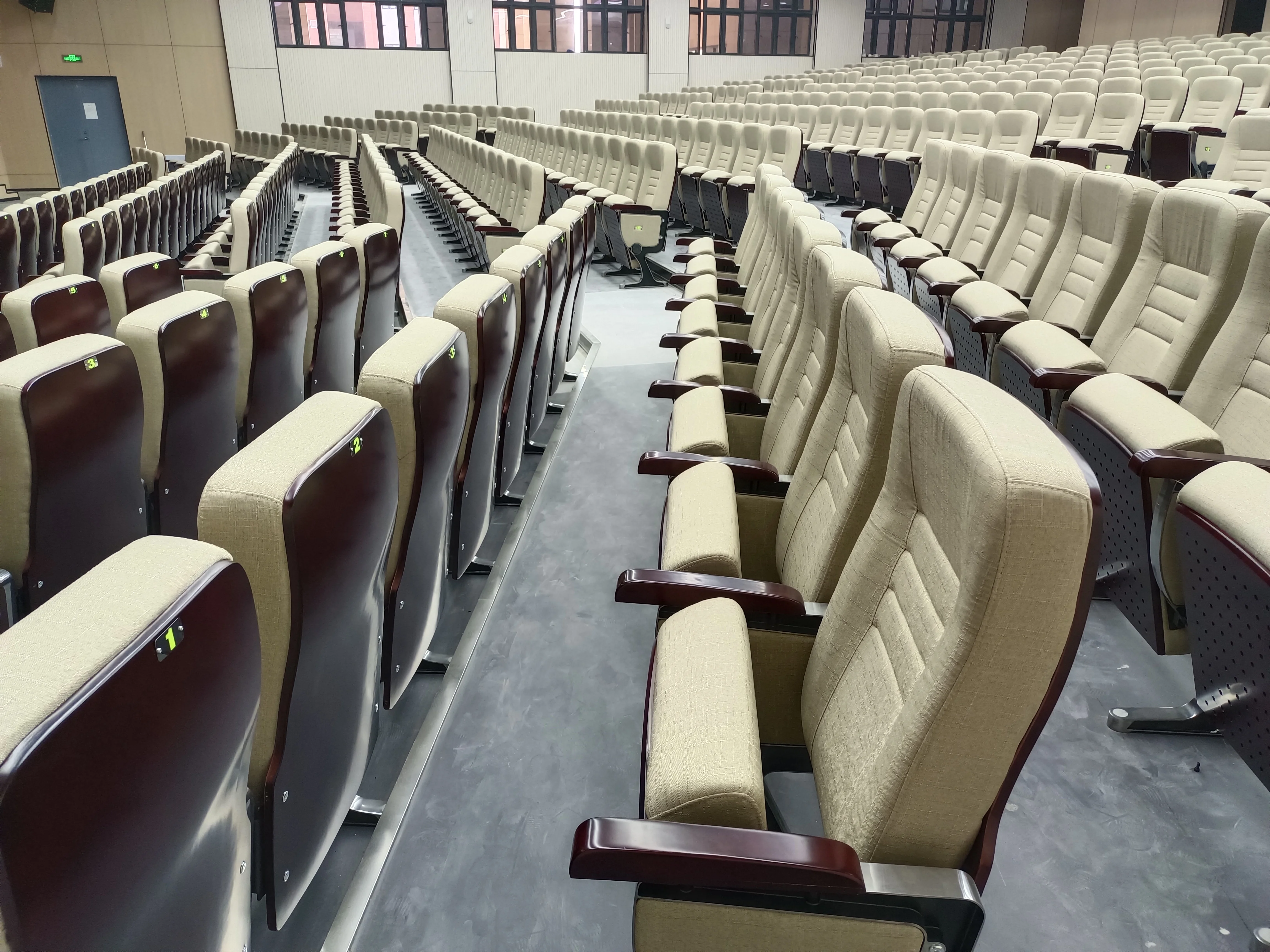 Theater Auditorium Row Chair Theatre Cinema Chair Audience Auditorium Seating Auditorium Folding Church Chairs view 5