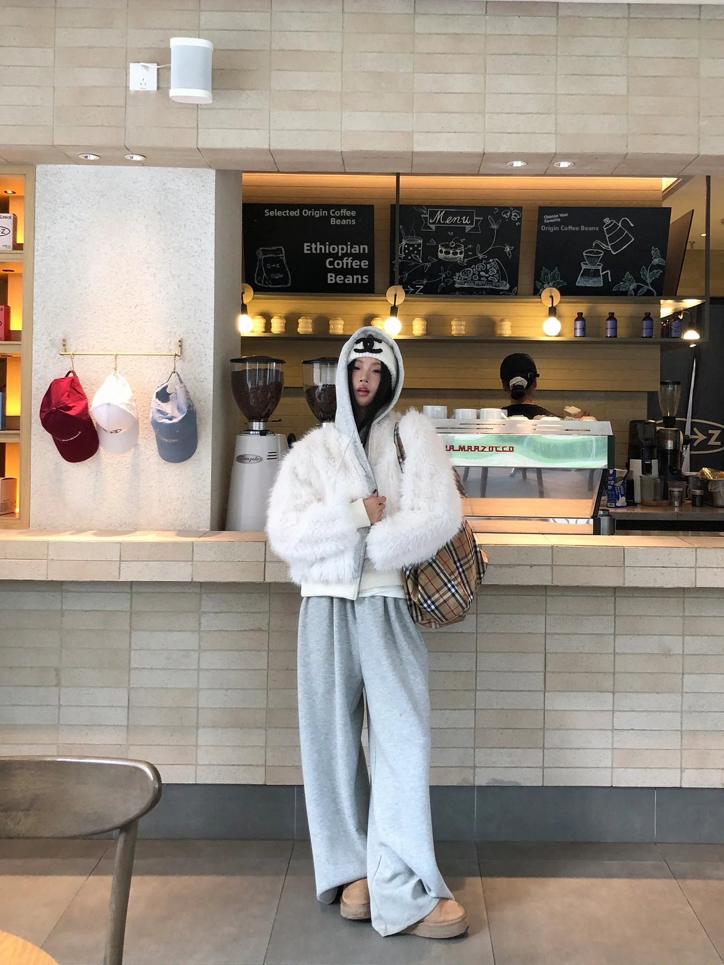 Rouge Celebri Studio femmes fausse fourrure Jaet automne hiver nouveau Sle à capuche rembourré coton manteau blanc coton gilet moelleux doublé