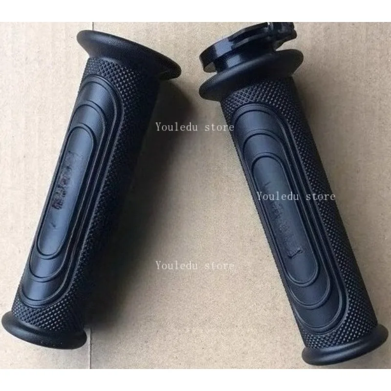 

Suitable for BJ500 Lion motorcycle steering handle cover, rubber cover, gloves, throttle handle cover, accessories