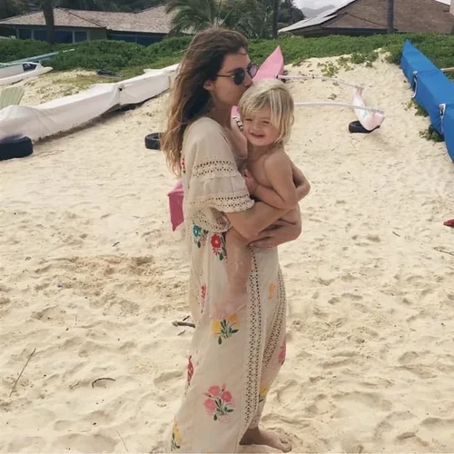 Imagen 2 del producto Vintage algodón Lino espalda descubierta largo bordado Floral mujeres Maxi vestido ahuecado Patchwork Boho gitano vestidos de playa verano