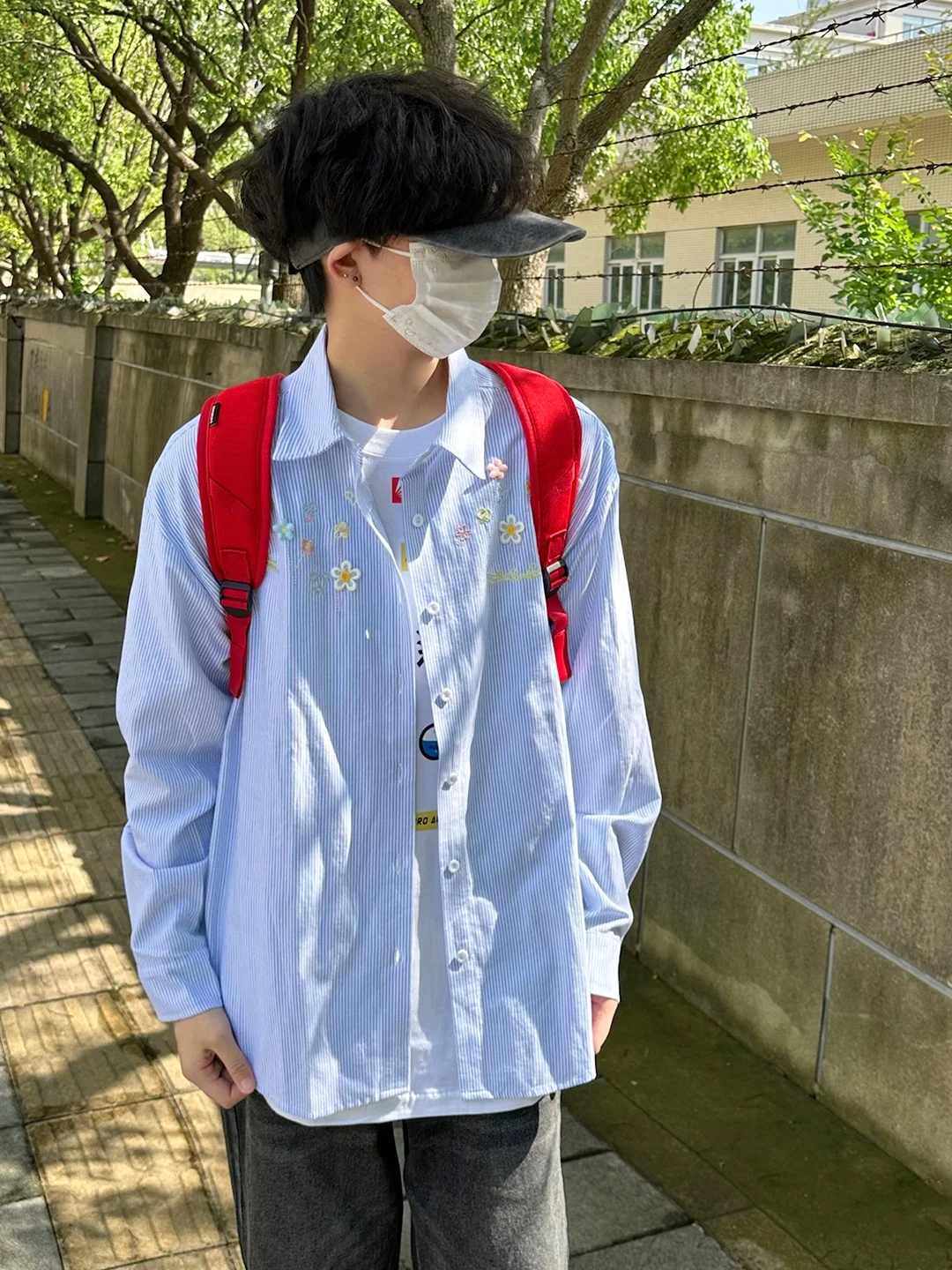 

Синяя полосатая рубашка с длинными рукавами и вышивкой, летний дизайн, защита от солнца, повседневная одежда в студенческом стиле, верхняя одежда для пар