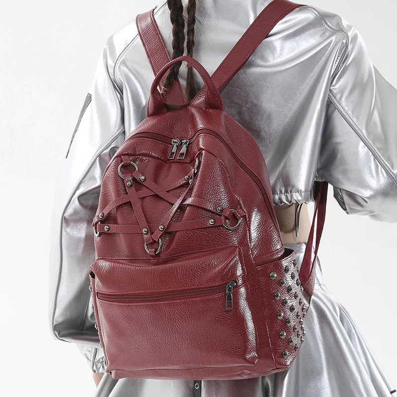 Rivet Soft PU Solid Zipper Personalized Fashionable Women Backpack 2026 New Casual High-quality Large Capacity Backpack