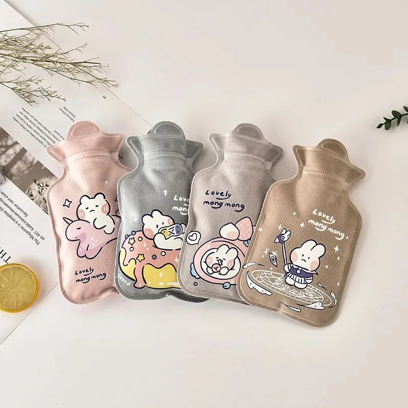 Cute Winter water injection hot water bottle PVC hand warmer bag for girls to warm their belly during menstruation and portable