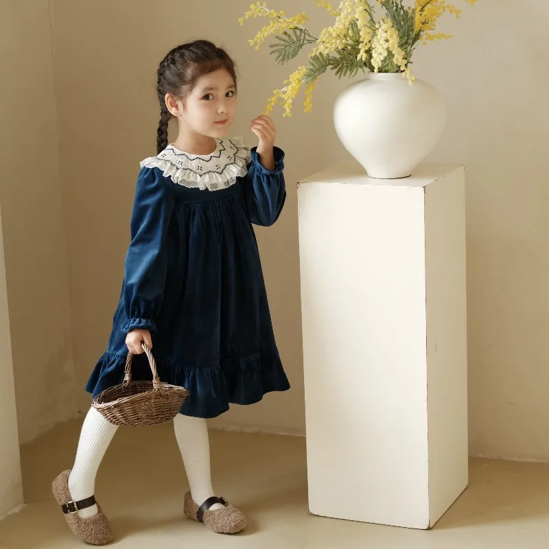 Ins Winter New Girls Velvet festival Dress Handmade Collar Thickened A Version Dress Skirt Flower Girls Sweet Smocking Dress