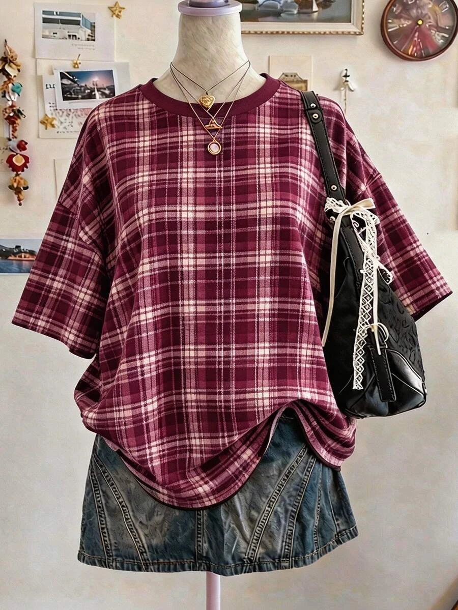 Fashionable Women's Patriot Striped Digital Print Y2K Style T-shirt with Shoulder Drop Design, Casual Sports Urban Style
