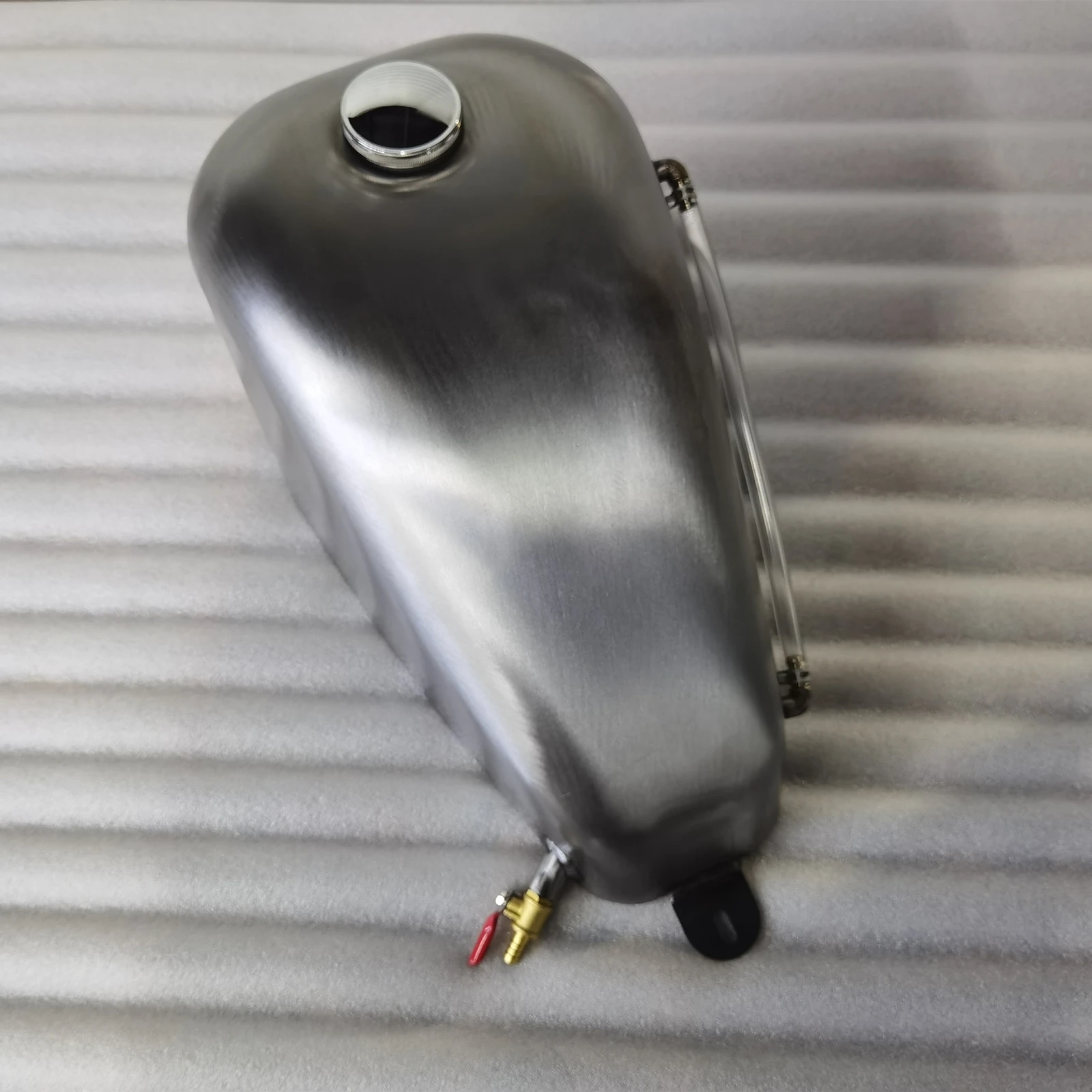For HONDA Steed 400 600 Steed400 Steed600 Steed400/600 12L Motorcycle Petrol Gas Fuel Tank With Cap
