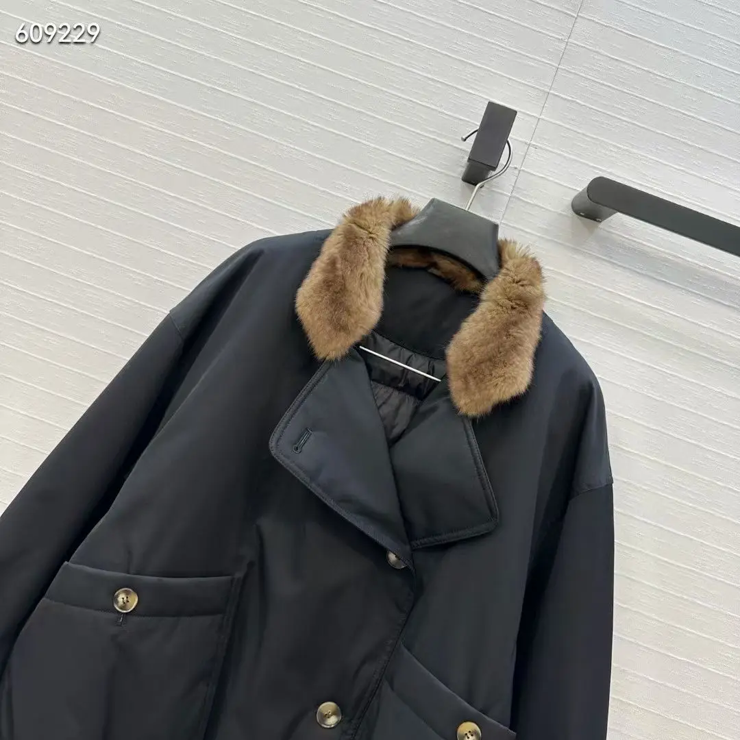 フォックスファーカラーダウンジャケット