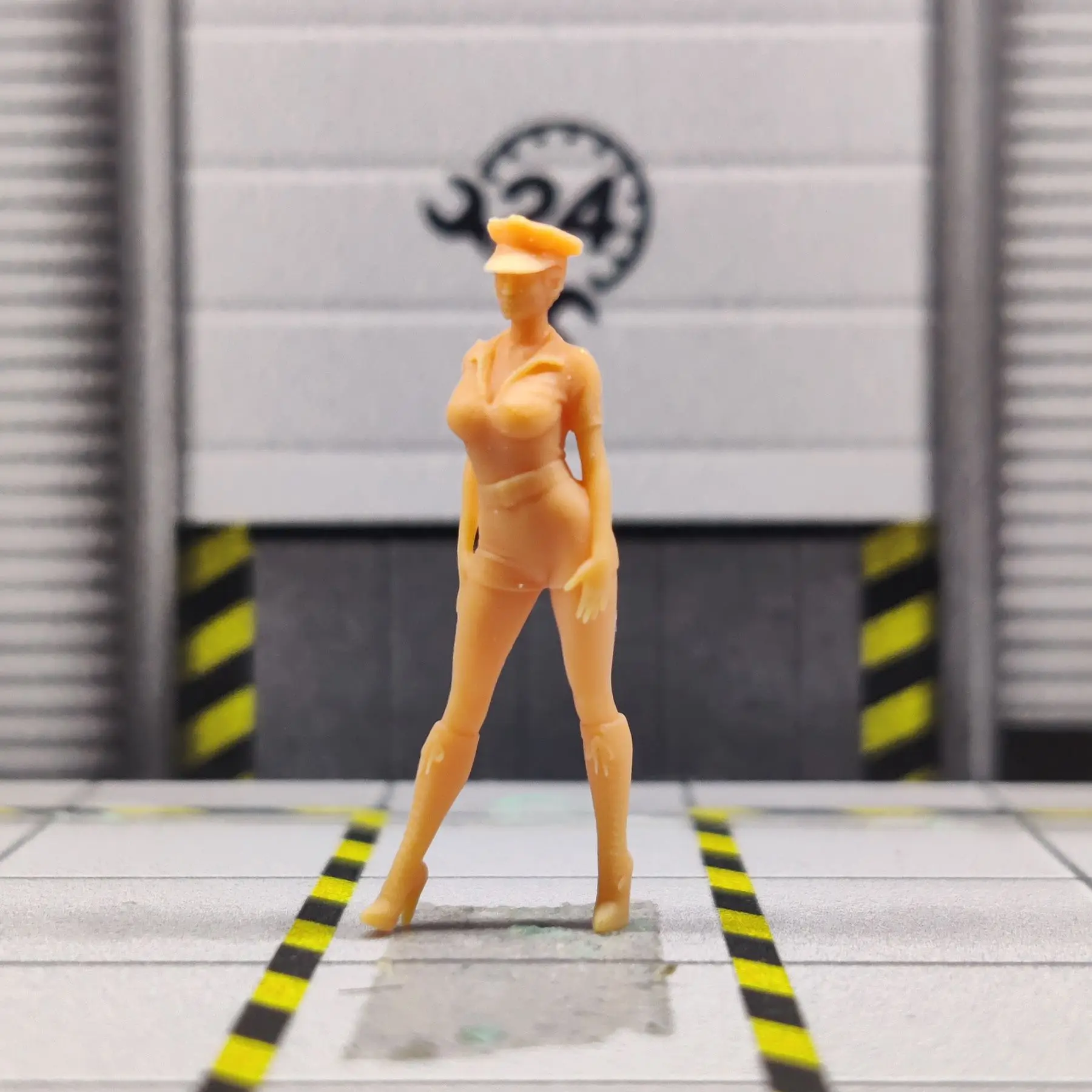 1/64 نموذج أبيض دمية مثير شرطية مجموعة تمثال غير رسمت سيارة ديوراما