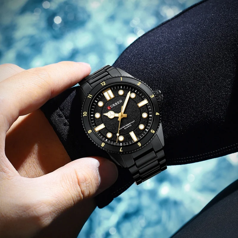 CURREN 8450 밀리터리 스포츠 시계 남성용 야광 방수 스틸 스트립 쿼츠 남성용 비즈니스 레저 시계 남성 시계