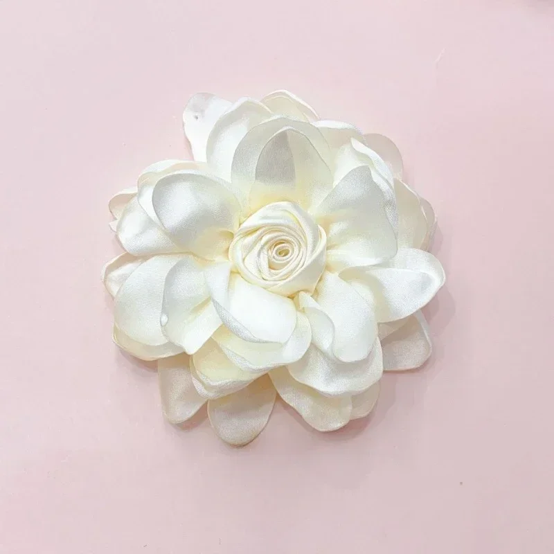 10cm Women\'s Fabric Three-dimensional Flower Brooch Suit Jacket Lapel Pin Dress Chest Corsage