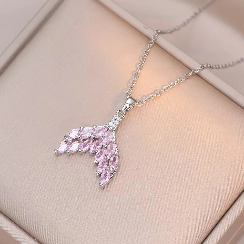 

Necklace women, Japanese and Korean style, cross-border fishtail, niche design, titanium steel clavicle chain, ins, cold wind ne