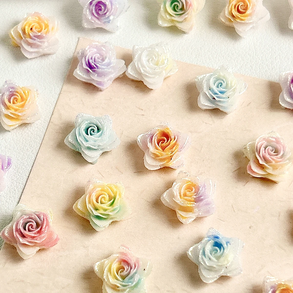 

Fine Sparkling Luminous Resin Star Nail Art Decorations Creative Gradient Colorful Pentagram Nail Charms DIY Hairpin Nails