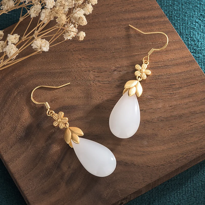 Trendy Luxury Golden Flower Stud Earrings For Women Fashion Fall Winter Jewelry Accessories Traditional Imitation Jade Earrings