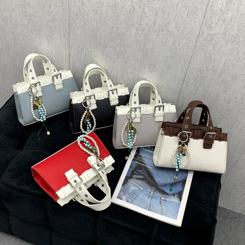 borsa-a-tracolla-da-donna-alla-moda-con-blocchi-di-colore-estiva-2026-versatile-in-pelle-pu-con-tasca-con-cerniera-piccola-e-di-tendenza