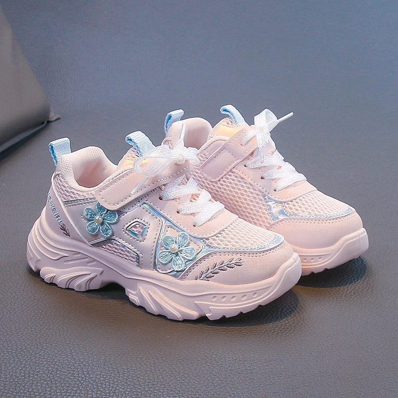 

Girls Running Shoes Princess Style Versatile Kids Casual Sneakers Sweet Flower 2025 Autumn New Children Sports Shoes Soft Bottom