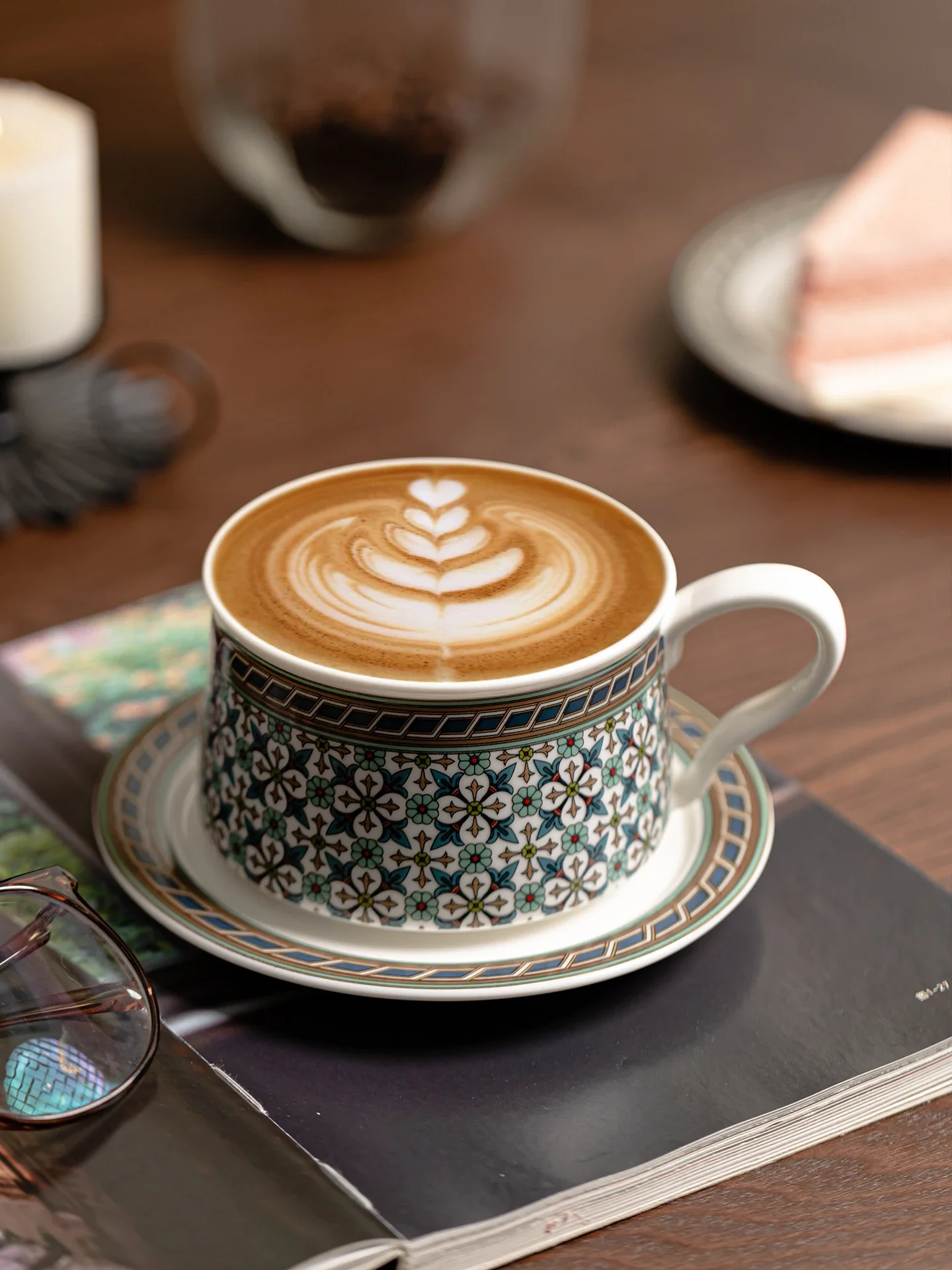 Retro Ceramic Coffee Cup And Plate Set Creative Gift Good Looking High End Cup for Handbrew American Style Latte Art