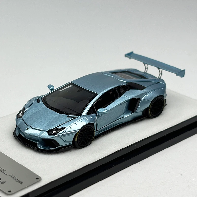 

Diecast 1:64 Scale Alloy Lamborghini LP700-4 Sports Car Racing Car Sedan Model Decoration Collection Toy Gift Tabletop Display