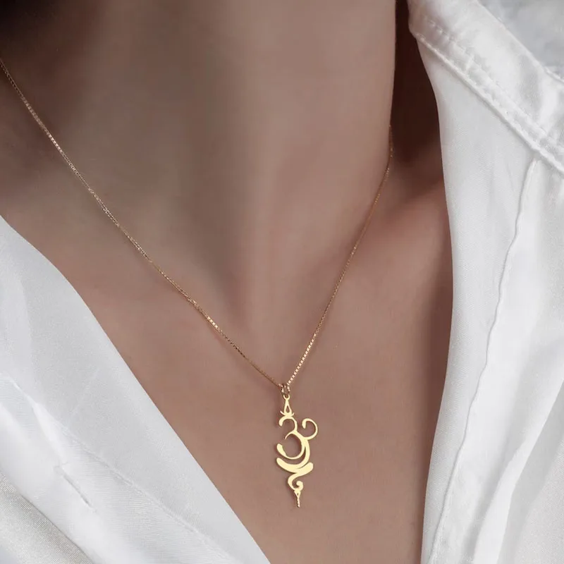 New Breathe Necklace Fashion Beautifully Spiritual Yoga Symbol Stainless Steel Pendant Necklace Thanksgiving Day Gift
