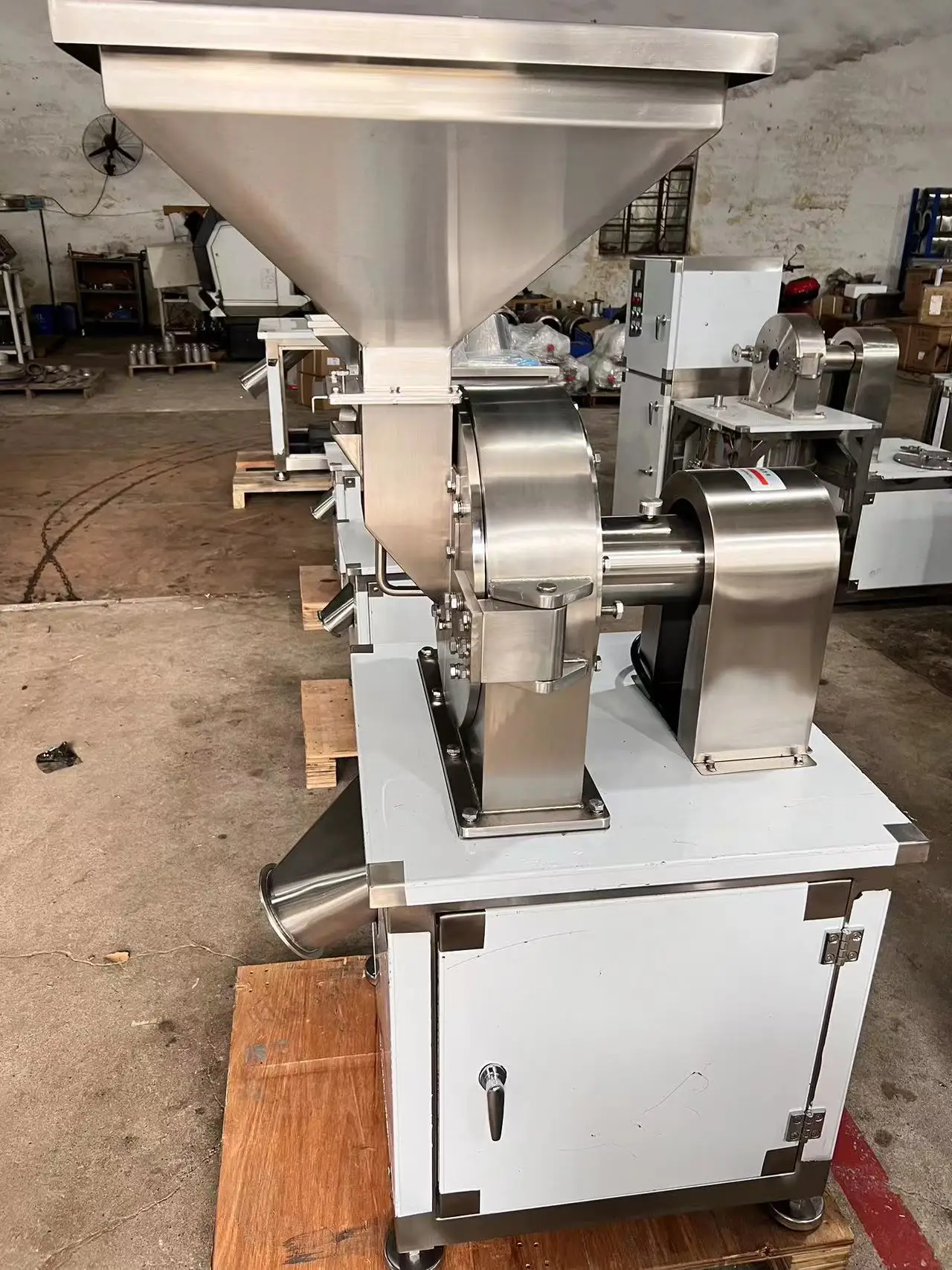 Mesin Penggiling Industri untuk Membuat Bubuk Halus dari Akar Kava Kering, Kakao, Biji Kopi, Garam, dan Gula