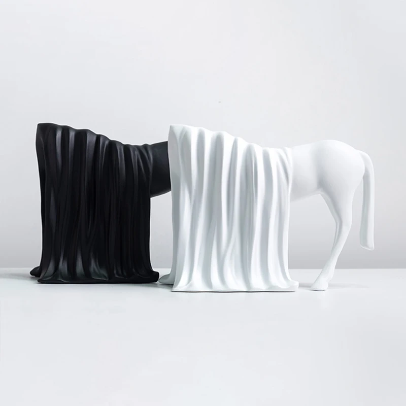 Modern Abstract Bath Horse Crafts Ornaments Home Living Room House Hotel Indoor Office Table Nordic Resin Decoration Accessories