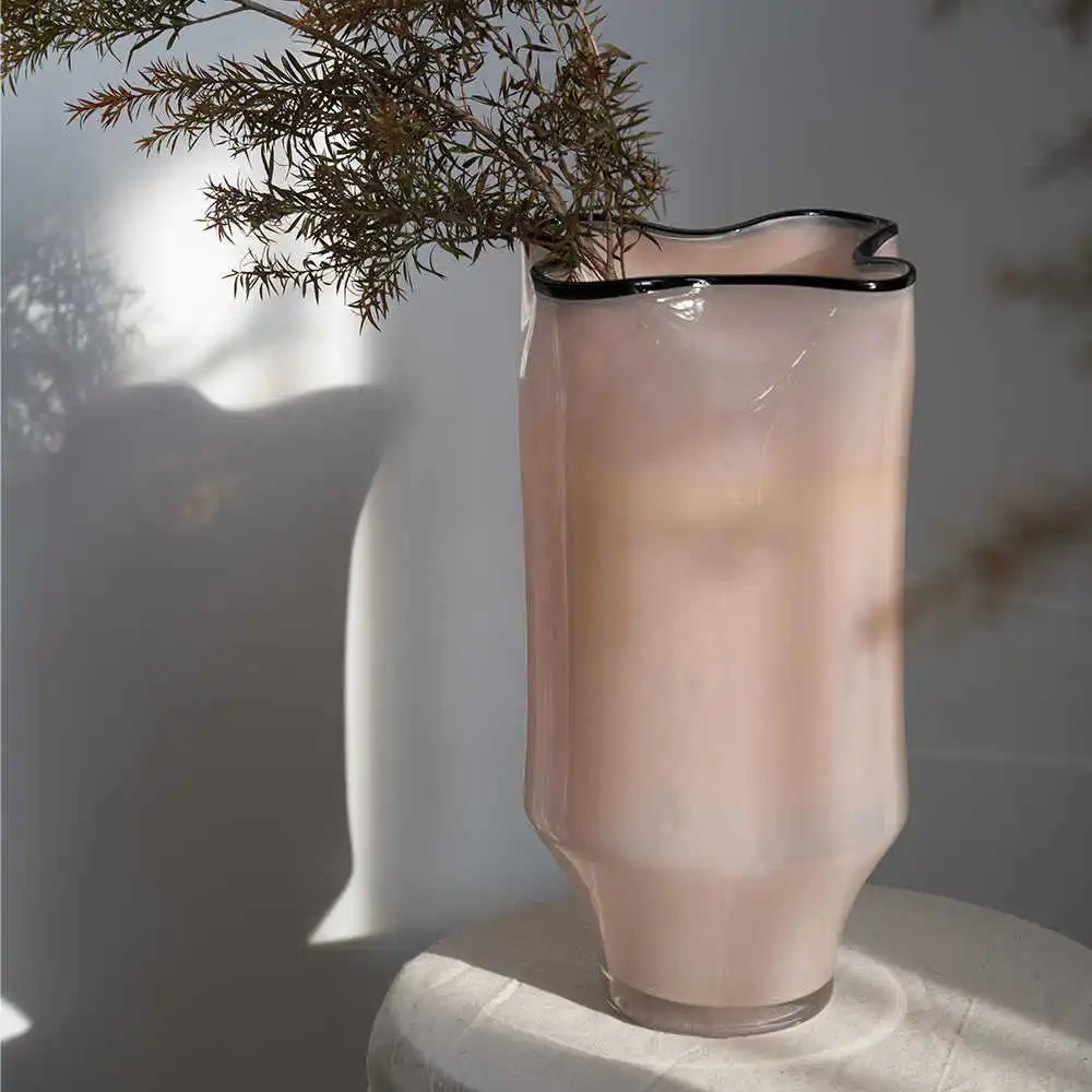 Vase Senior Sense Modern Simple Wind Home Decoration Decoration Pink Glass Vase High Appearance Level Exquisite