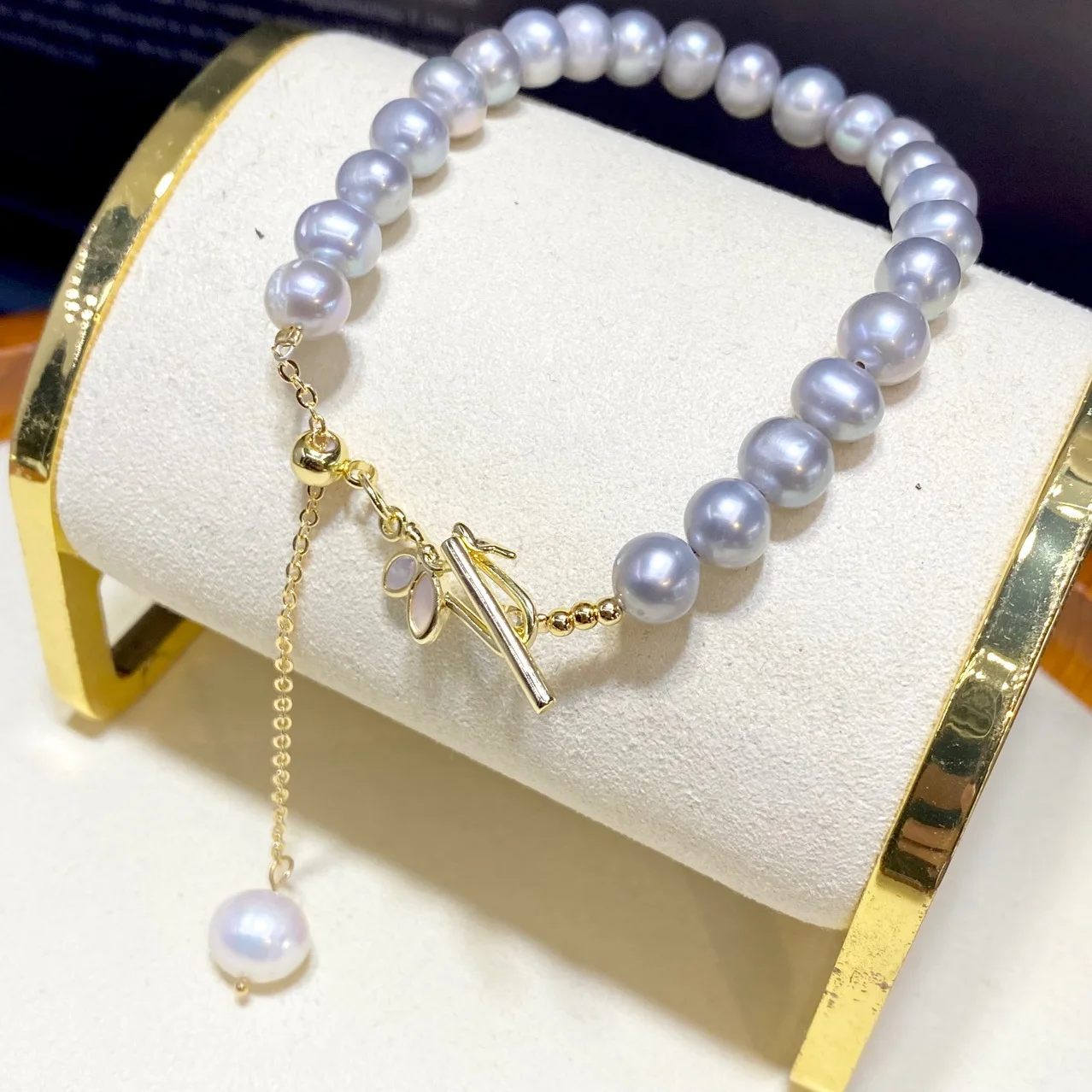 

18K gold Natural grey pearl bracelet with injection can be adjusted, simple and fashionable,bracelet