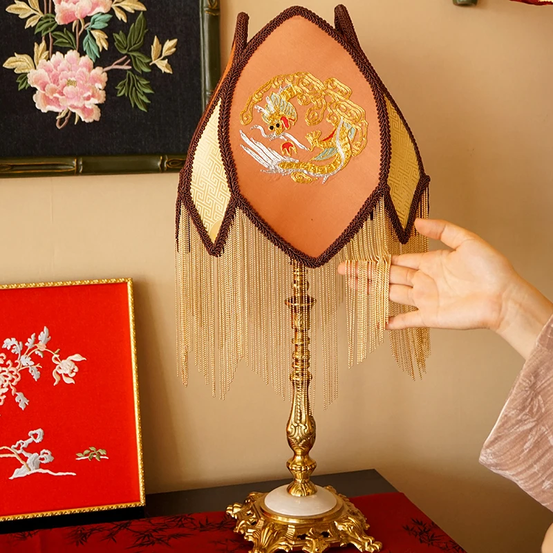 

Dragon play beads limited national style retro Chinese style vintage brass study living room fabric desk lamp
