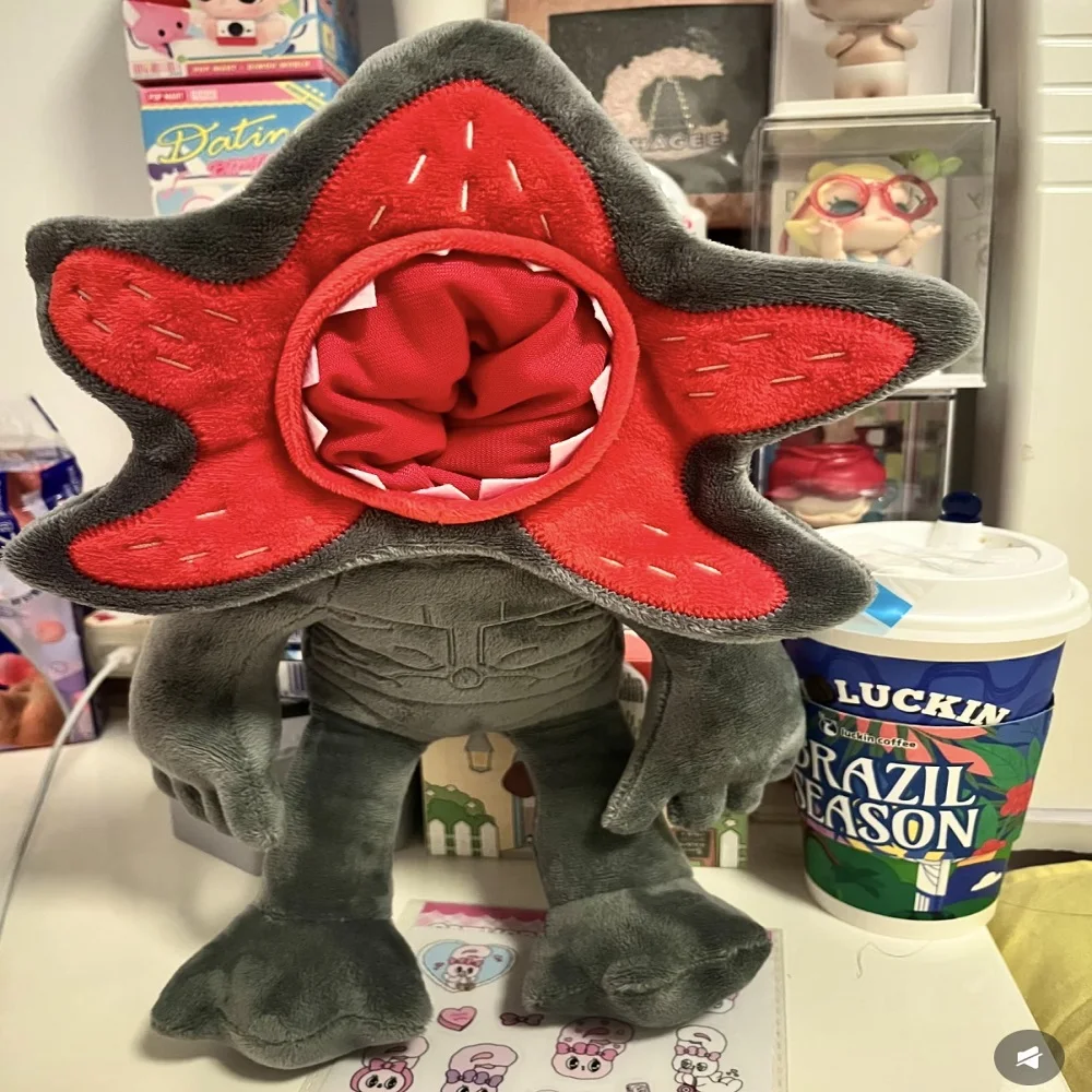 !! Personnages de jeu de dessins animés, jouets en peluche, poupées en peluche Demogorgon mignonnes, cadeaux pour enfants, garçons, Halloween pour filles