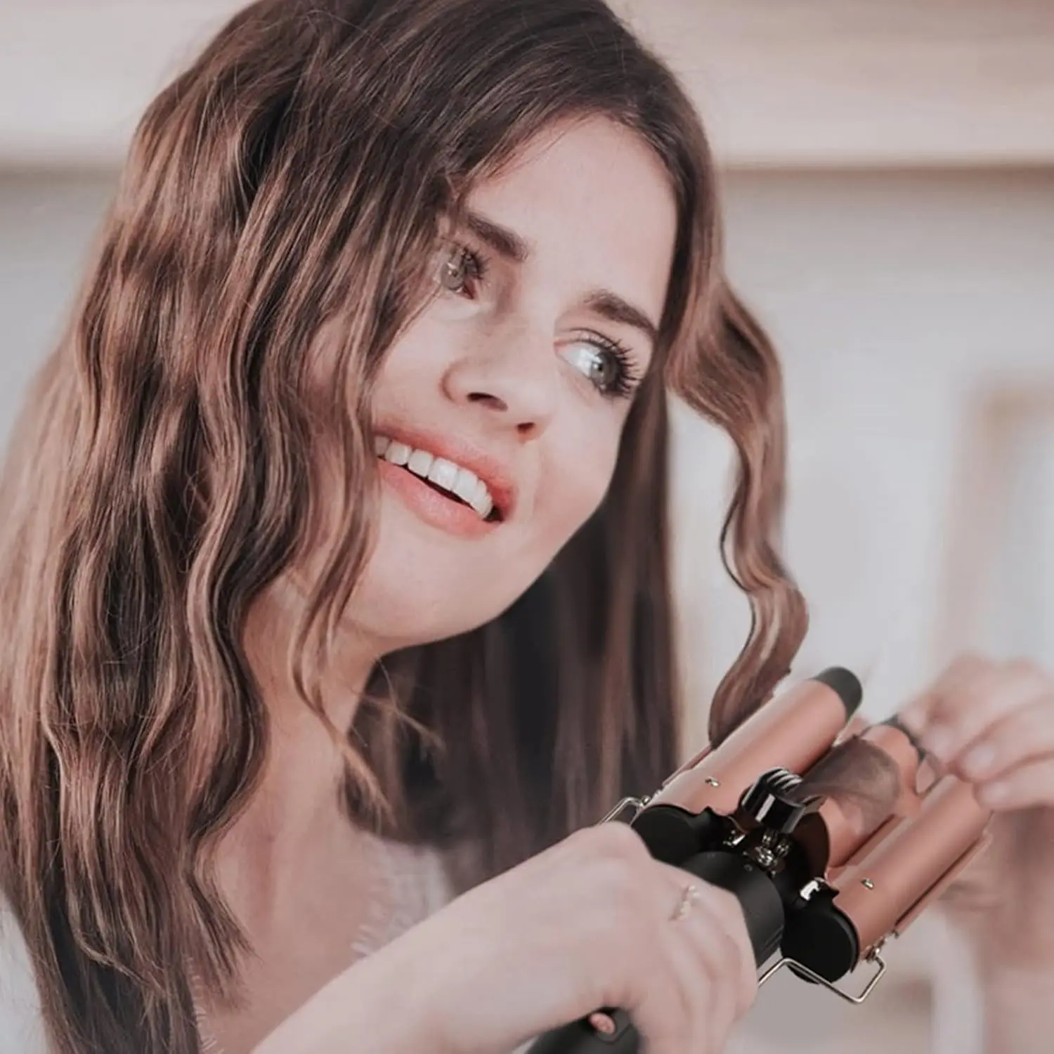 مكواة تجعيد 5 في 1 مع فرشاة حرارية و4 براميل سيراميك قابلة للتبديل (1/2 إلى 1 1/2 بوصة)، مجموعة عصا تجعيد مع مكواة مسطحة #3