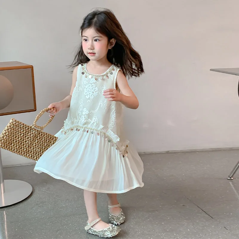 

Girls Skirt 2025 Summer New Childrens Clothing Girls Baby Fashionable Embroidery Senior Sense Sundress Casual Simple Sweet