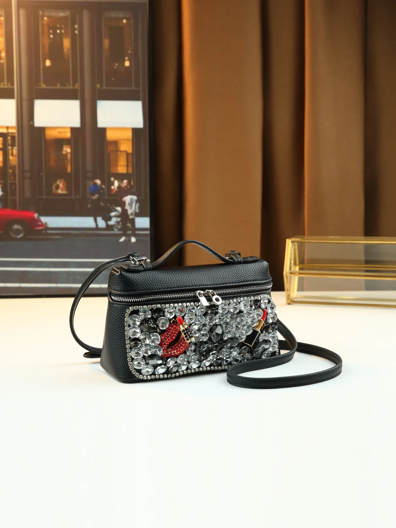 

Модная новая модная девушка, универсальная помада, сумка для ювелирных изделий с бриллиантами, сумка через плечо, сумка-подушка с крестом