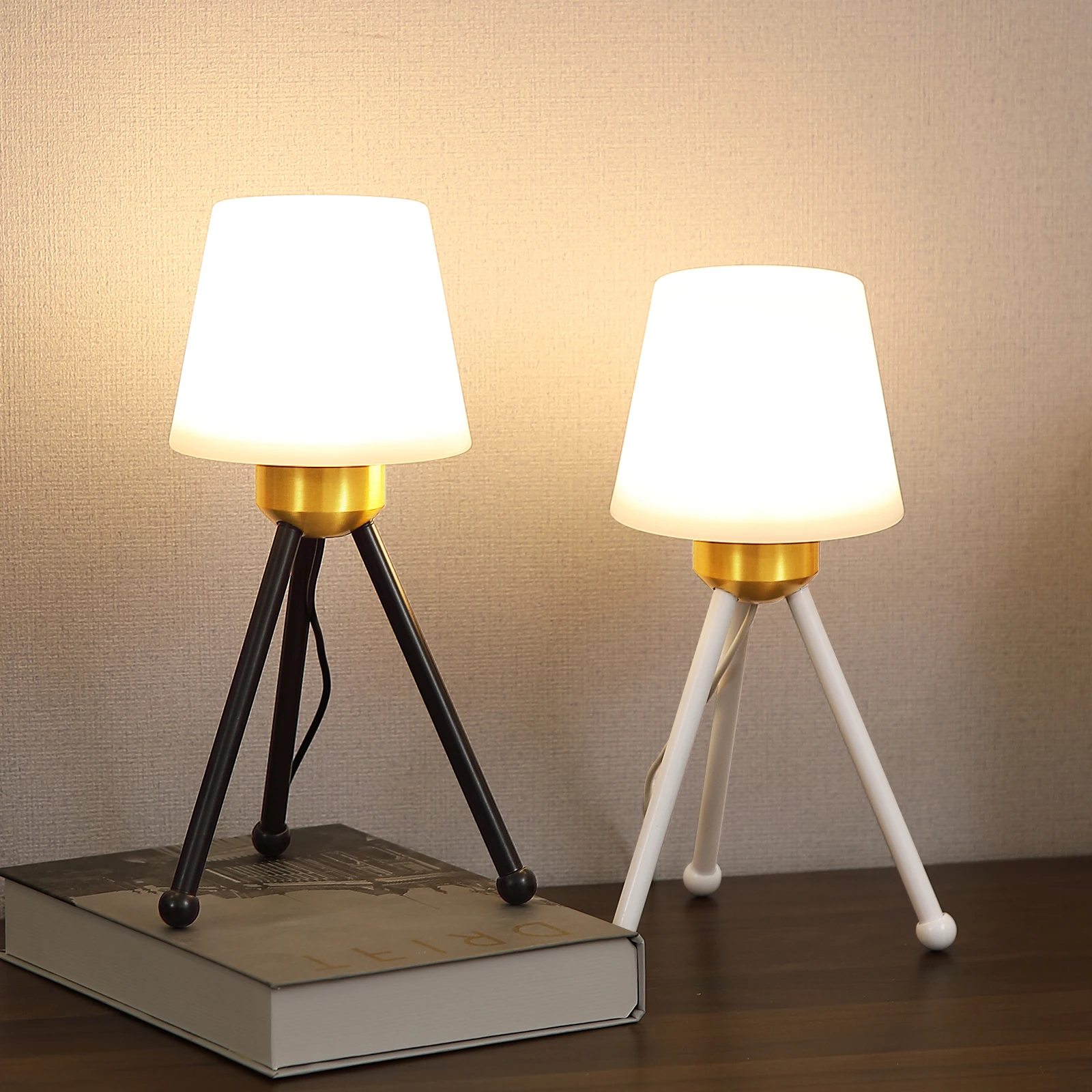 1 triangular wrought iron table lamp, 6W bedside night light with adjustable brightness, suitable for bedrooms and study rooms