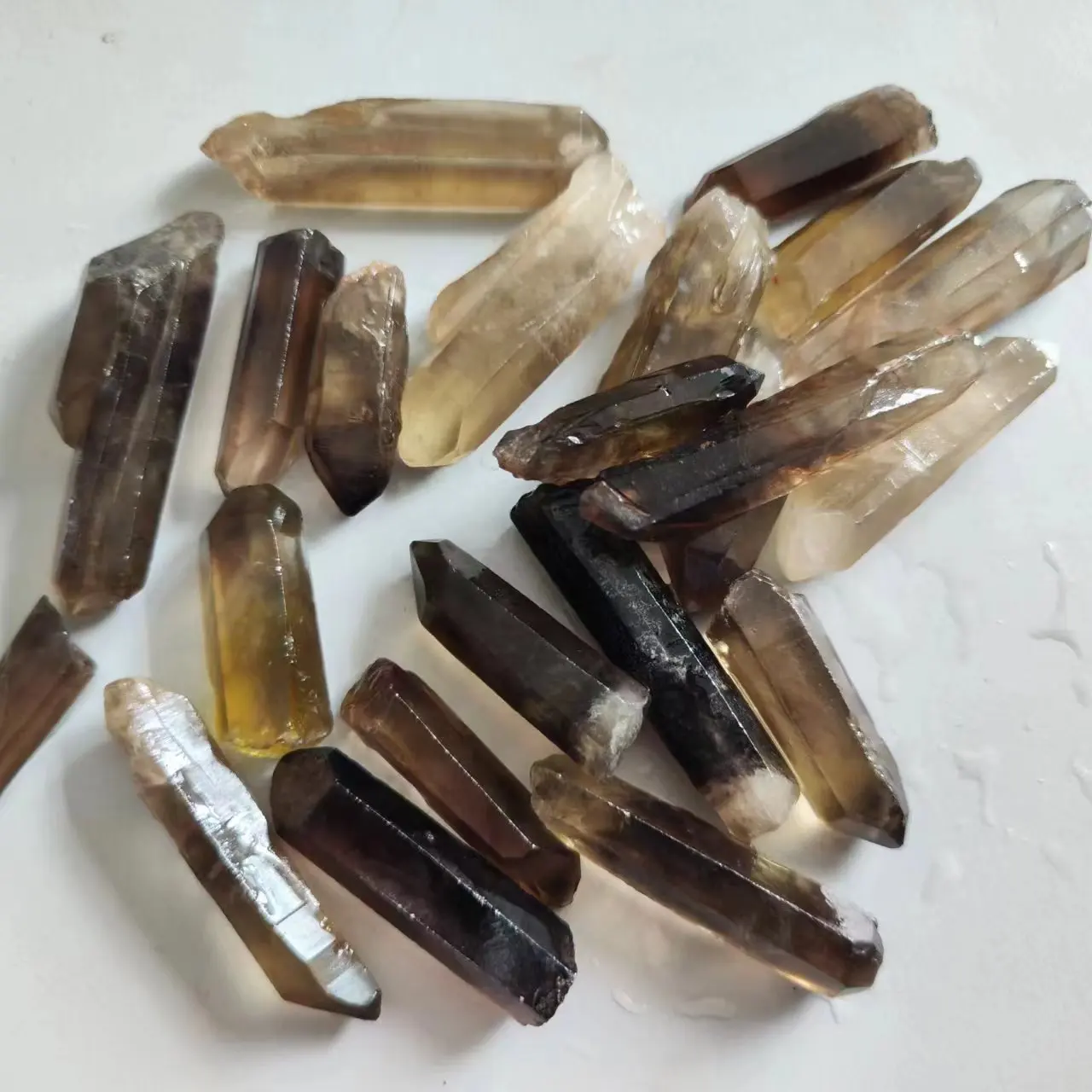 Natural Smoky Quartz Crystal Points Specimen Reiki Healing Stone Hexagonal Prisms Obelisk Wand Tower Energy Meditation Decora