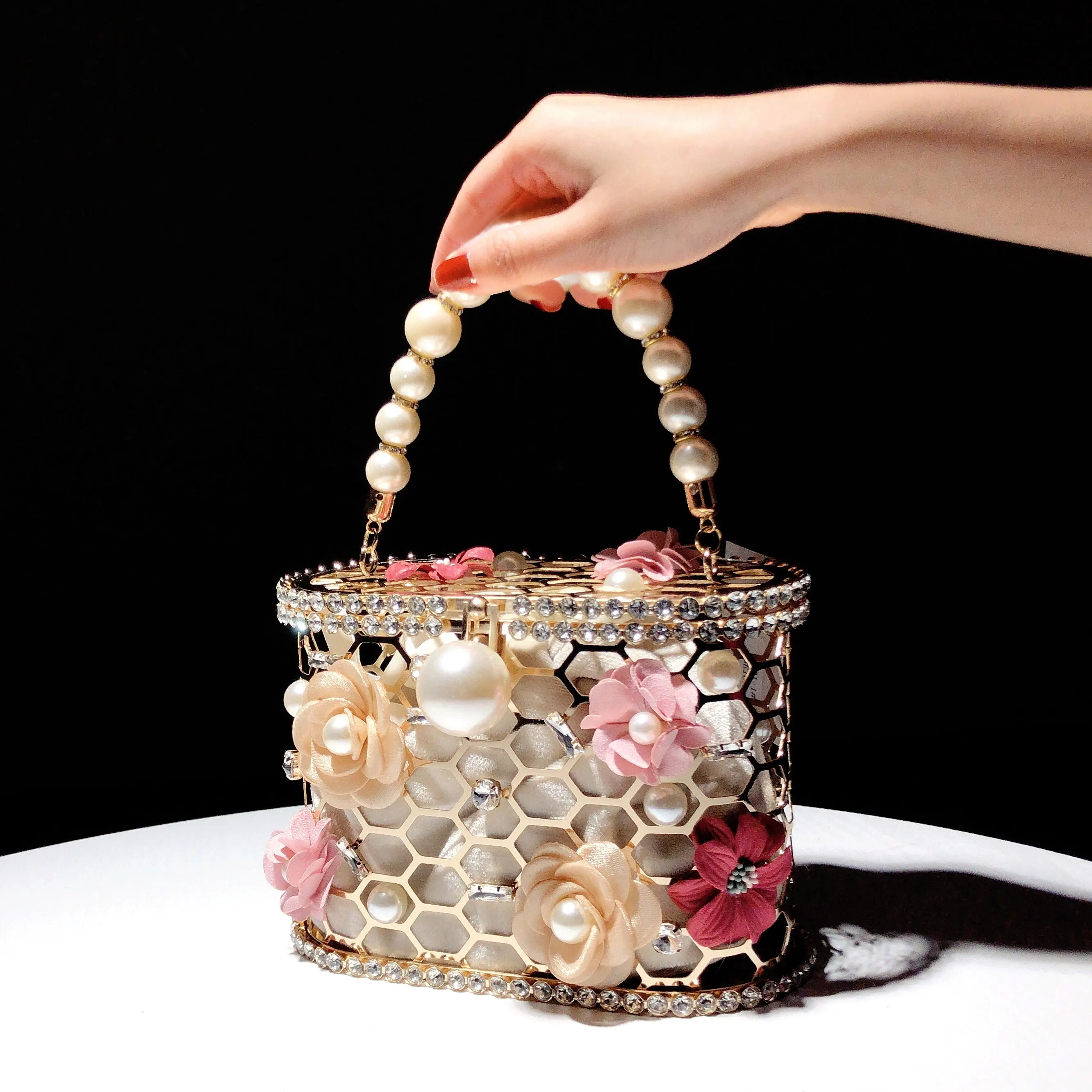 Honeycomb Metal Cage Women's Handbag Flower Pearl Beaded Evening Clutch Bag Luxury Rhinestone Diamond Bling Purse Shoulder Bag