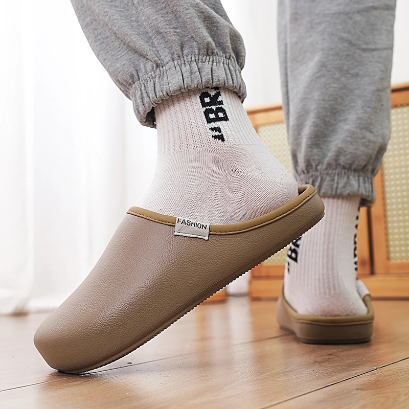 New Men Waterproof Slippers Women Men Fur Clogs Slippers Winter Men Garden Shoes Outdoor Antiskid Mules Indoor Soft House Shoes
